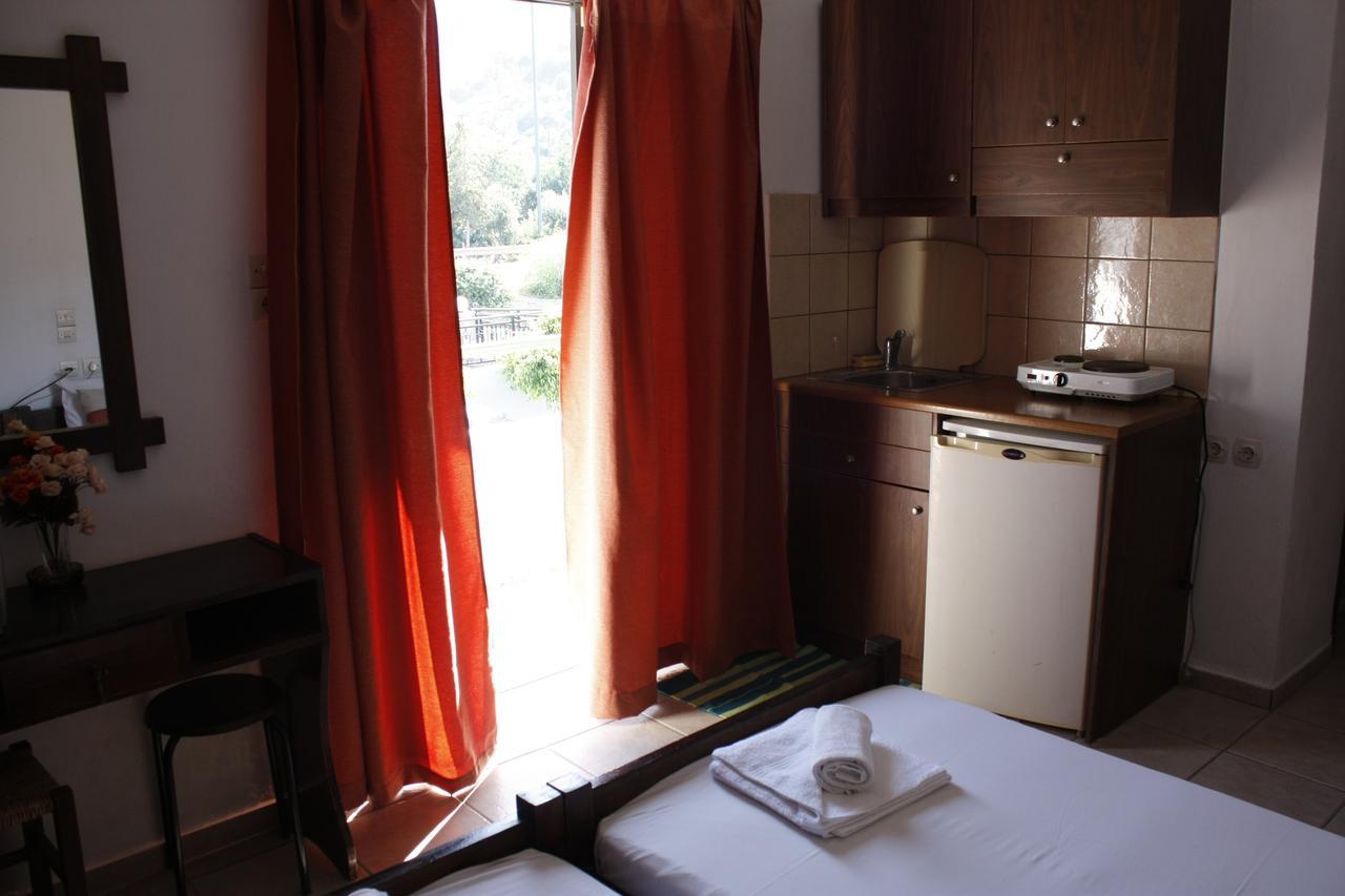 Elvira Hotel Stalida エクステリア 写真